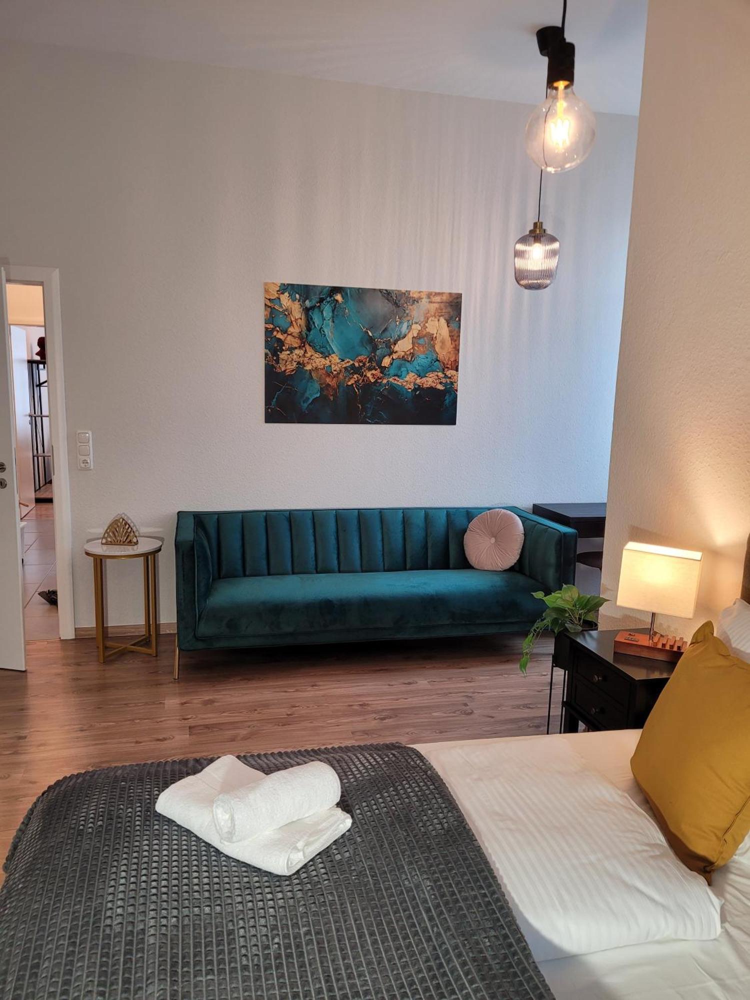T21 - Apartment Direkt Im Zentrum Mit Parkplatz Κέμνιτς Εξωτερικό φωτογραφία